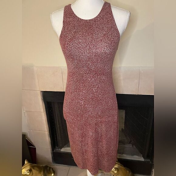 Athleta Thera High Neck Burgundy Printed Dress size XS - Picture 8 of 9